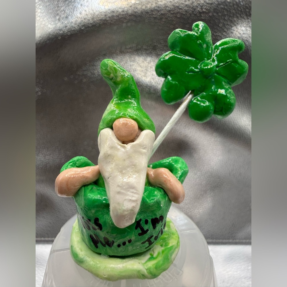 Kiss Me I’m Irish ! Green Gnome with Shamrock figurine